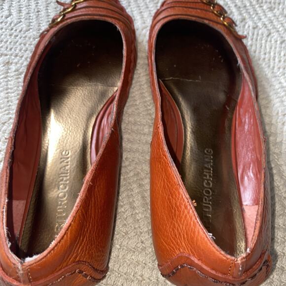 Arturo Chiang Brown Flats with Buckle Detail - Picture 4 of 10